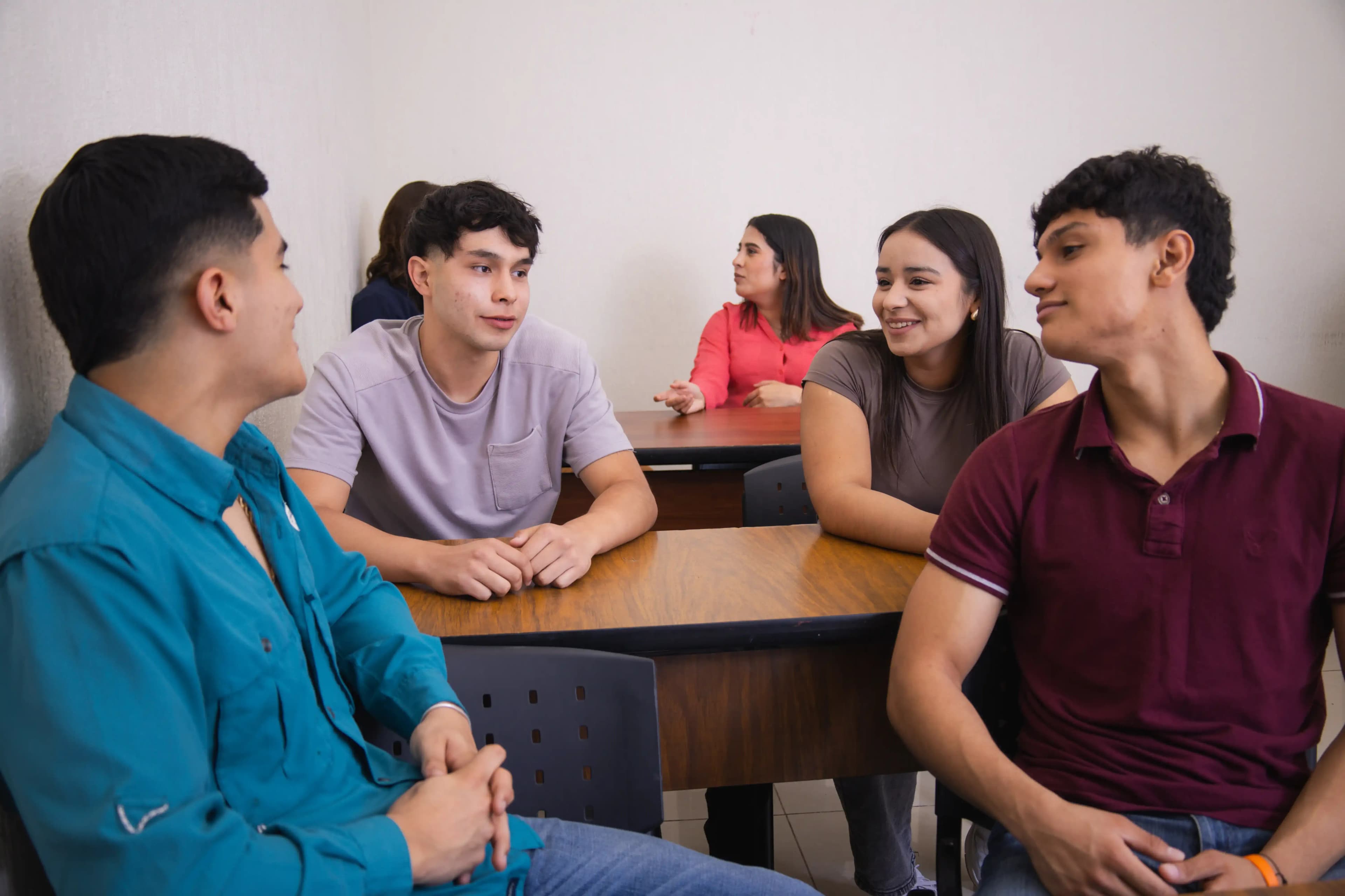 Ilustración para: ¿Por qué elegir la experiencia en campus de UANE?